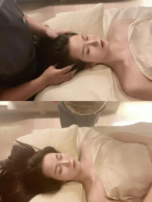 《SPA馆偶遇的她》官方中文版