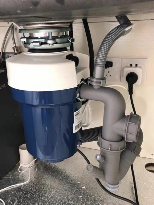 《万能垃圾处理器》官方中文版